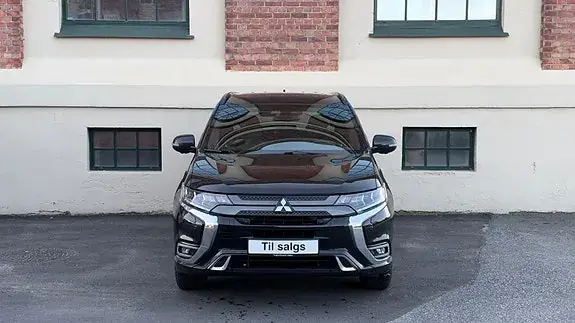 Mitsubishi Outlander 2019 photo 2