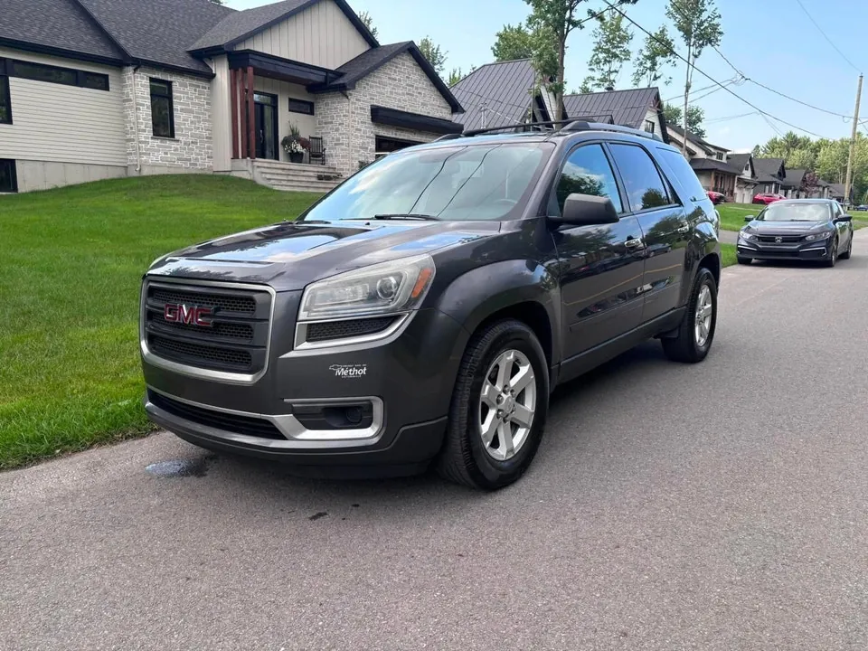 GMC Acadia 2013 photo 2