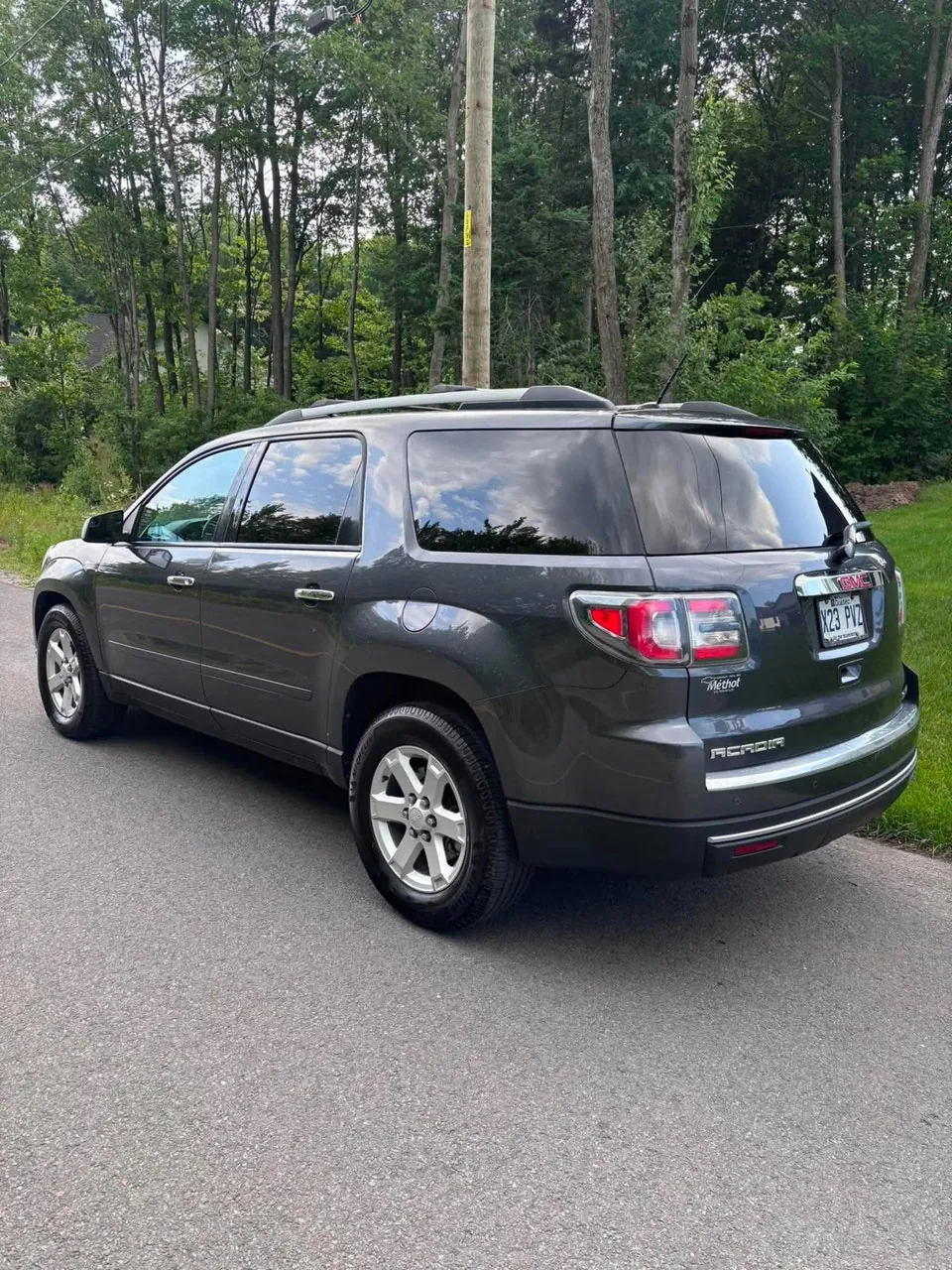 GMC Acadia 2013 photo 3