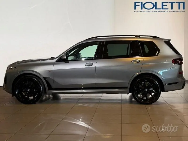 BMW X7 2025 photo 4