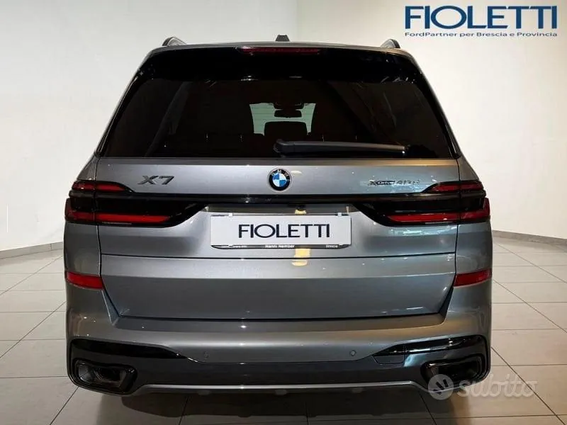BMW X7 2025 photo 5