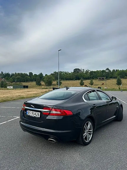 Jaguar Xf 2013 photo 5