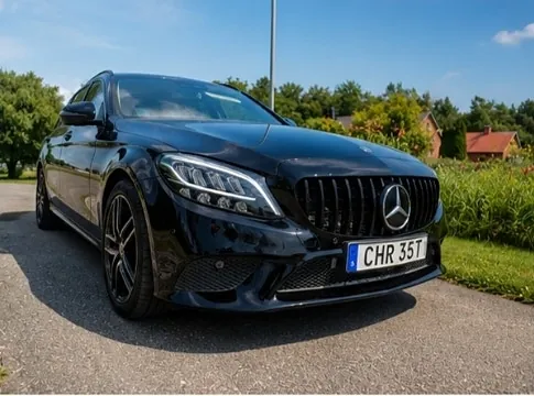 Mercedes-Benz C200 2019 photo 2