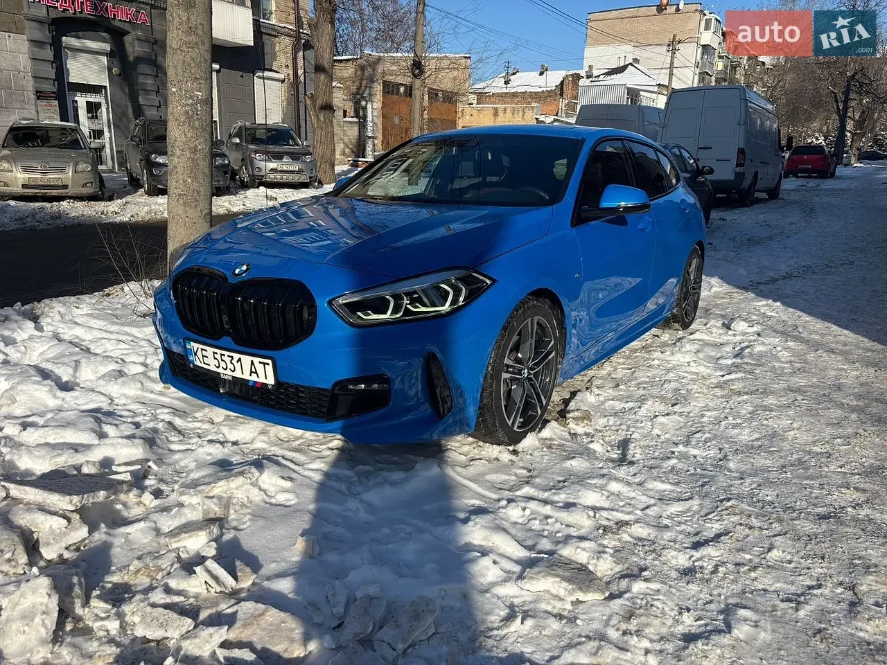 BMW 1 Series 2020 photo 2