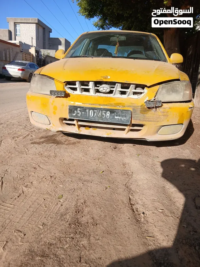 Hyundai Verna 2004 photo 3
