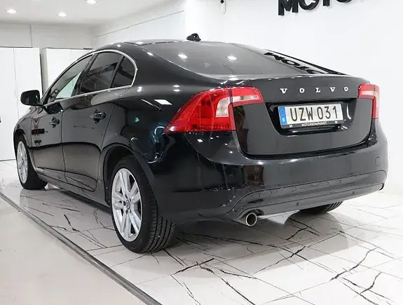 Volvo S60 2016 photo 4