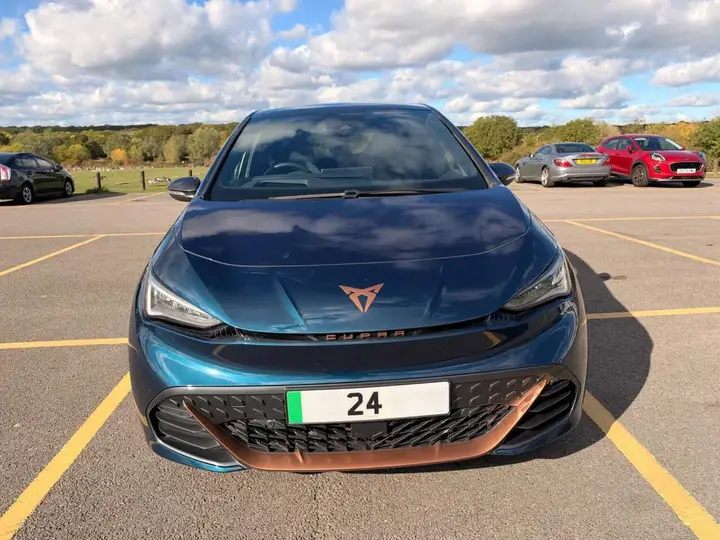 Cupra Born 2024 photo 2