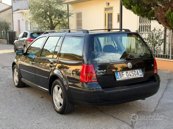 Volkswagen Golf 2000 photo 4