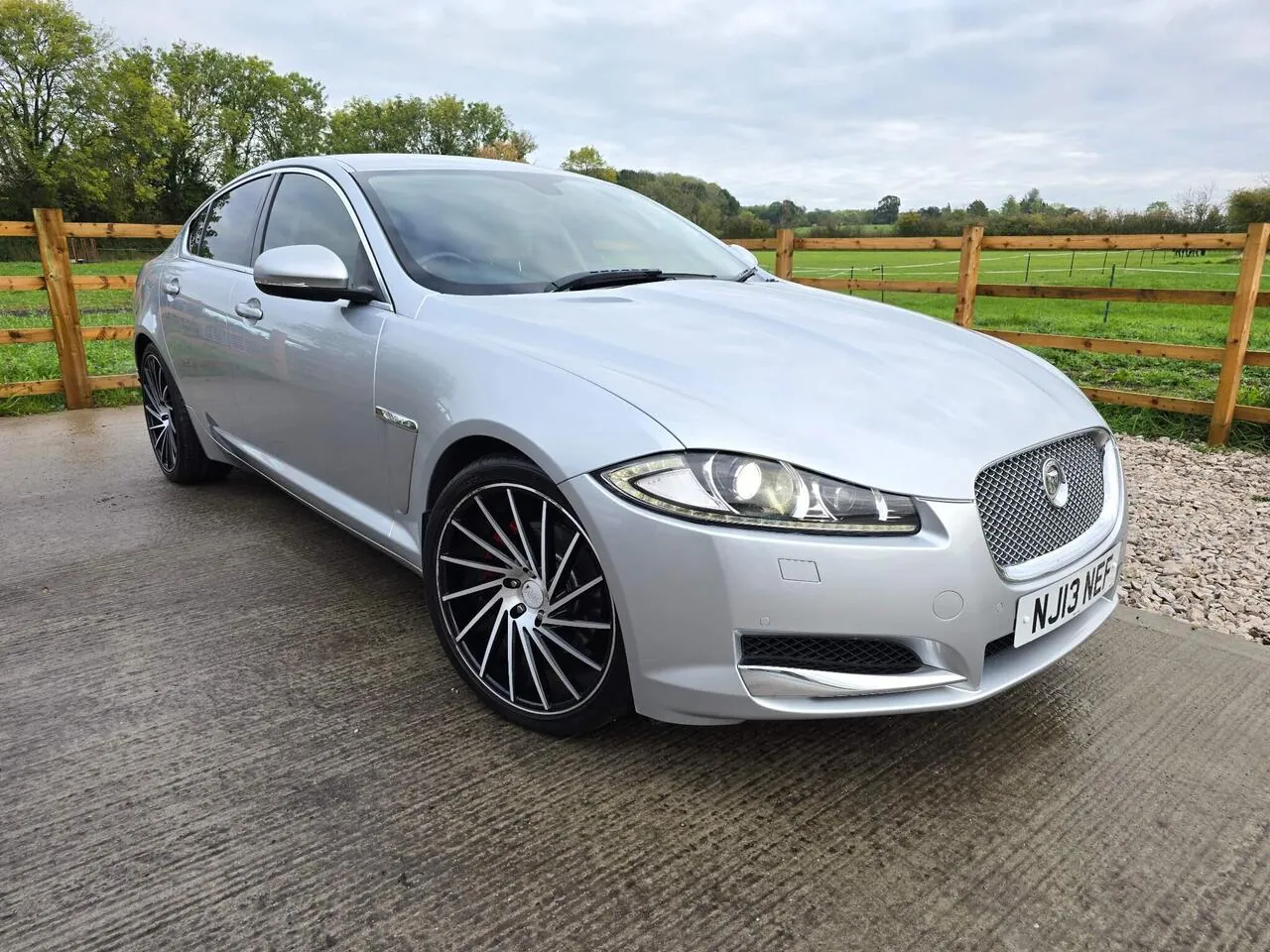 Jaguar Xf