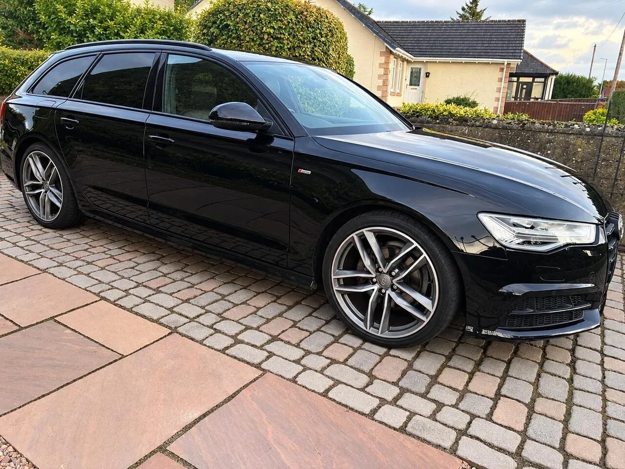 Audi A6 Avant 2017 photo 2