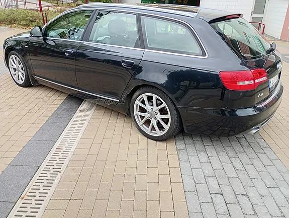 Audi A6 2010 photo 4
