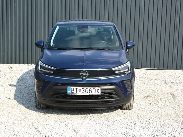 Opel Crossland 2021 photo 2