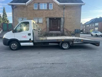 Iveco Daily 2012 photo 3