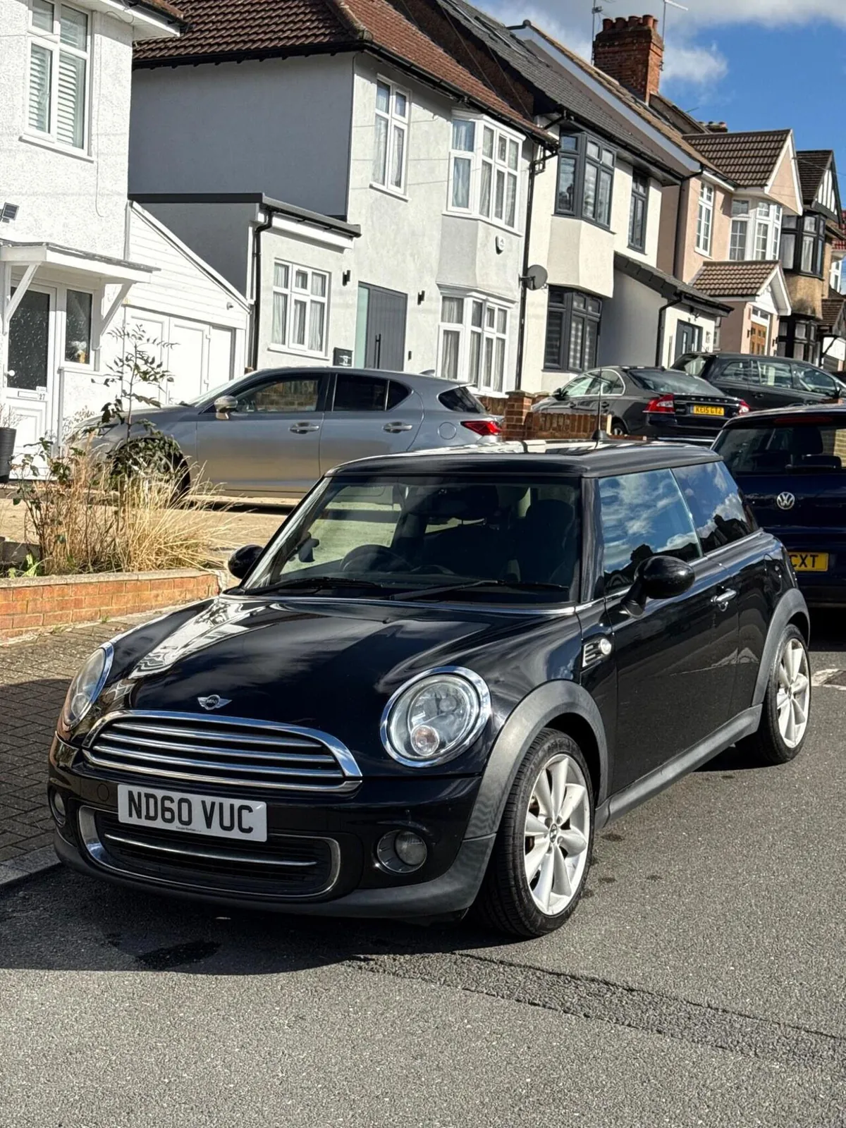 Mini Hatch 2010 photo 3