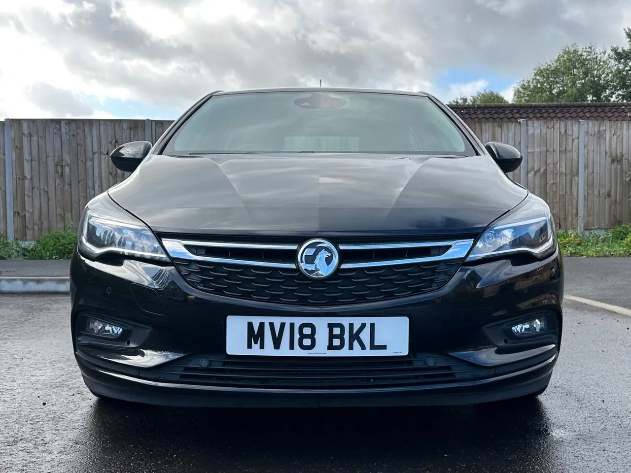 Vauxhall Astra 2018 photo 2