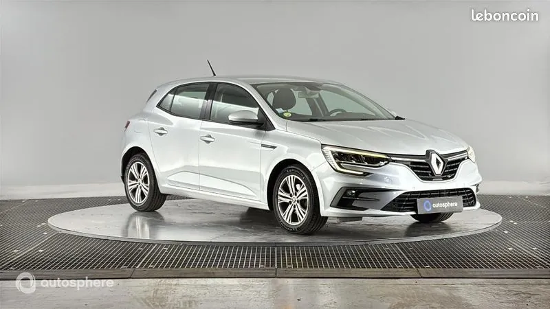 Renault Megane 2023 photo 3