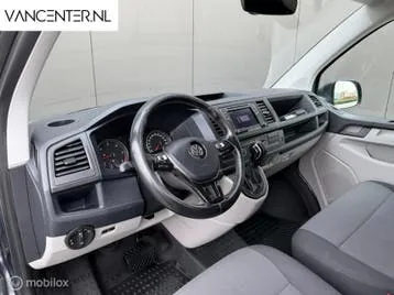 Volkswagen Transporter 2019 photo 3