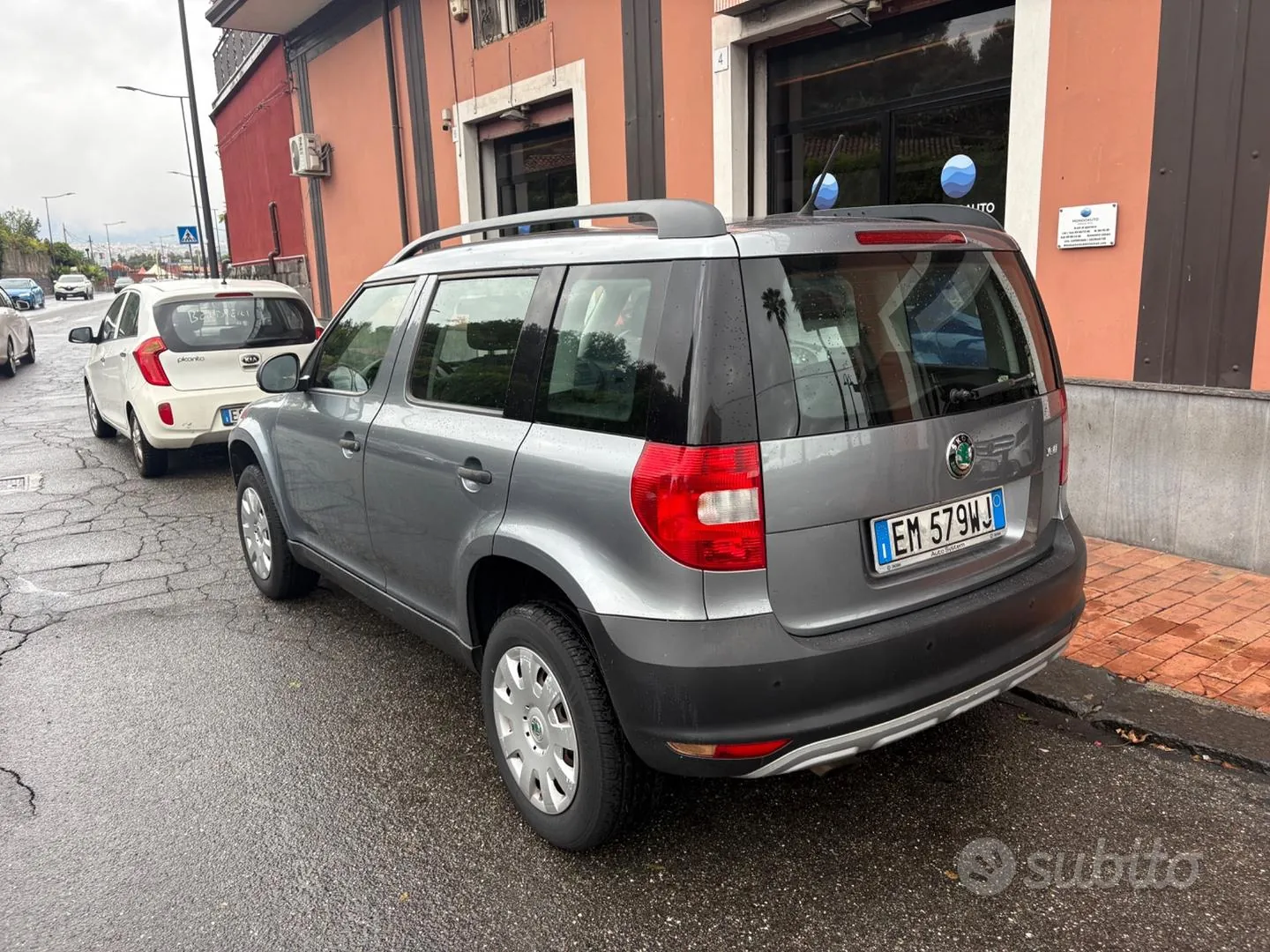 Skoda Yeti 2012 photo 4