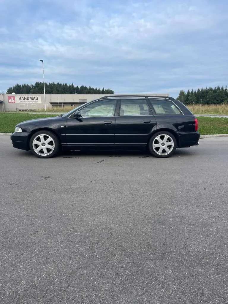 Audi A4 2001 photo 3