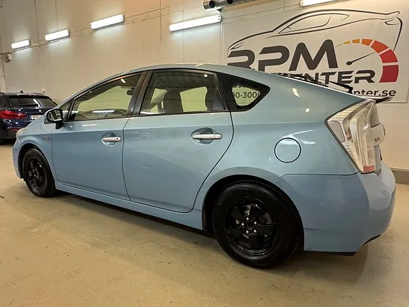 Toyota Prius Plug-In Hybrid 2012 photo 5