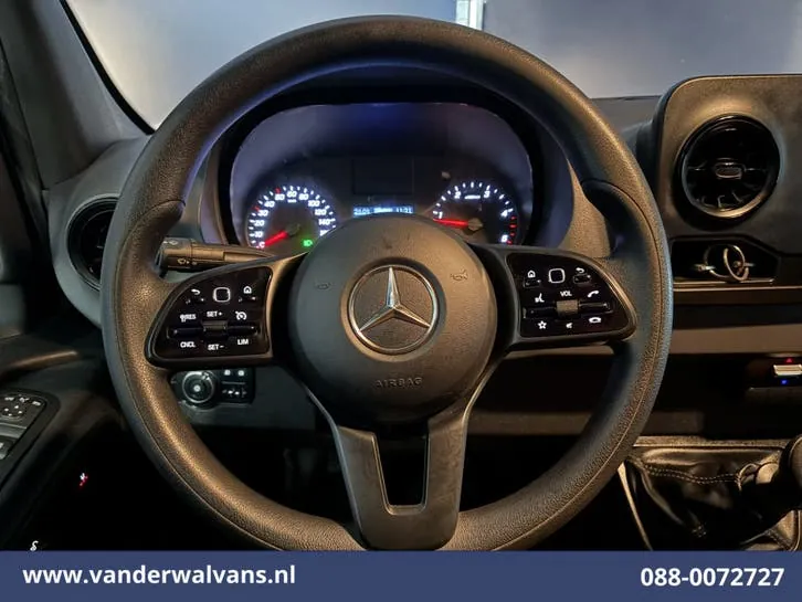 Mercedes-Benz Sprinter 2020 photo 2