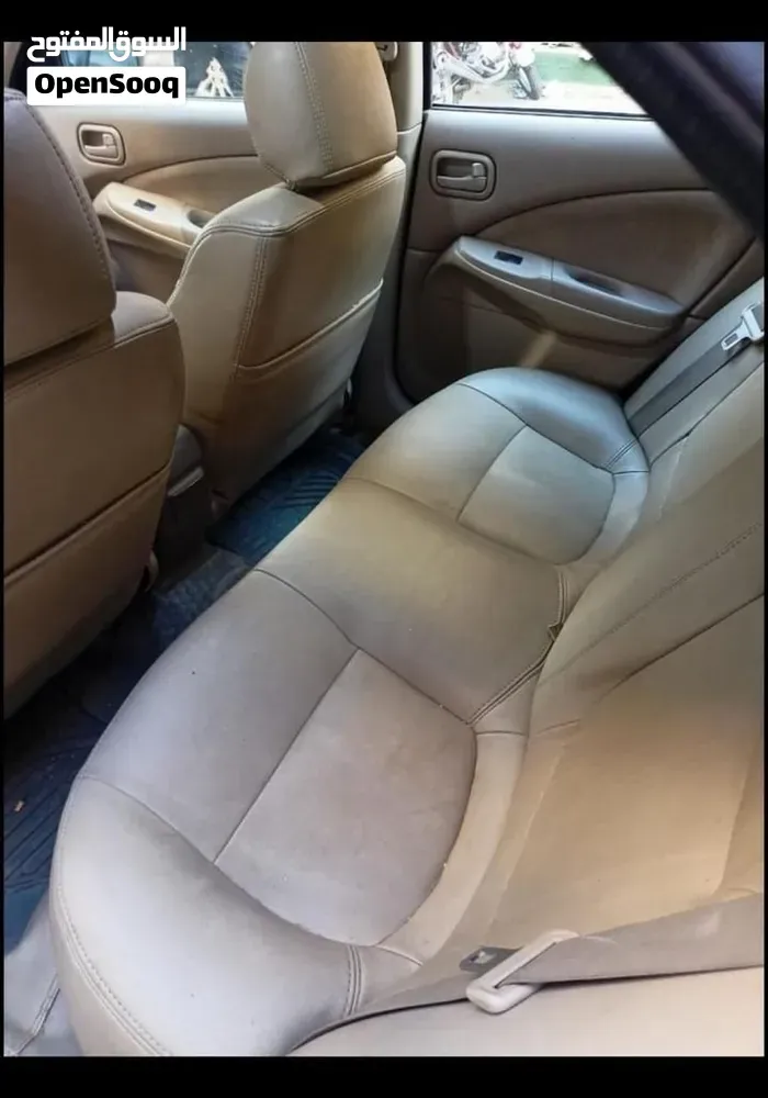 Nissan Sunny 2012 photo 3