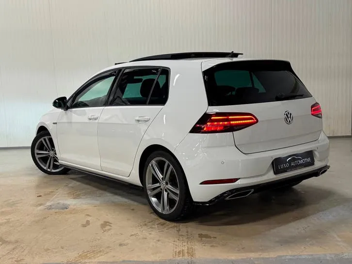Volkswagen Golf 2017 photo 2