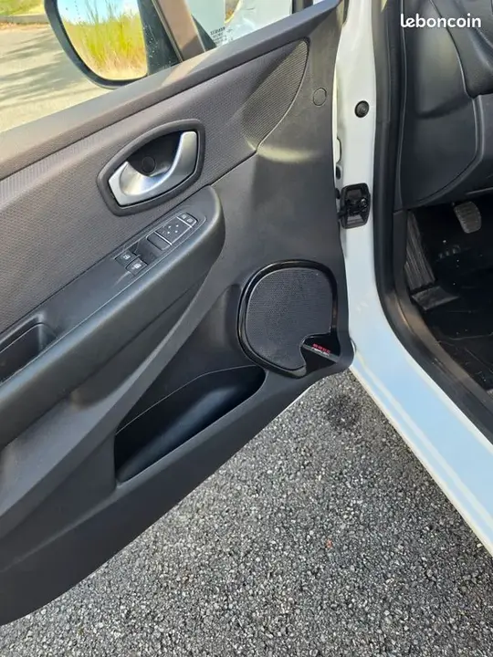 Renault Clio 2019 photo 5