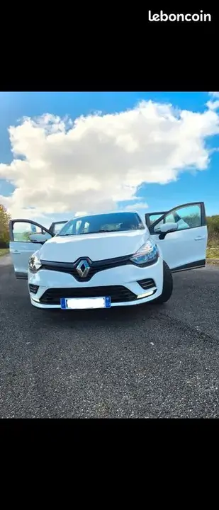 Renault Clio 2019 photo 3