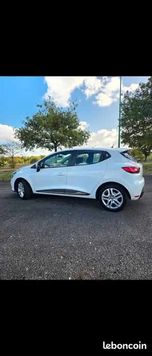 Renault Clio 2019 photo 2