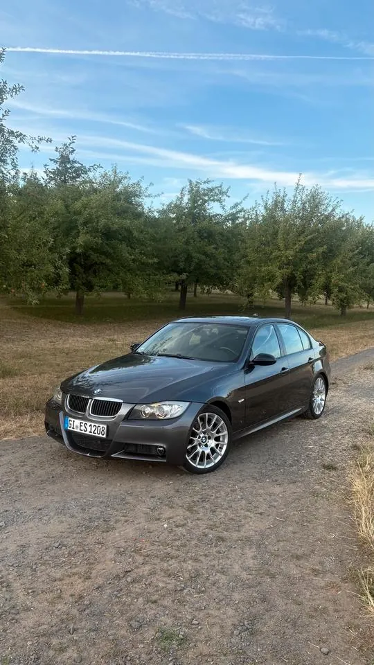 BMW E90