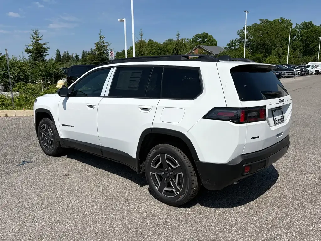 Jeep Cherokee 2026 photo 3