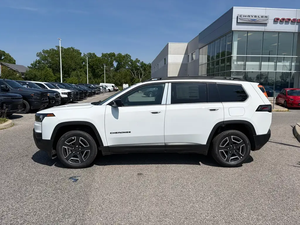Jeep Cherokee 2026 photo 2