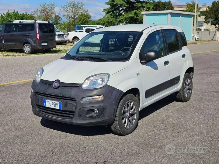 Fiat Panda Van 2019 photo 3