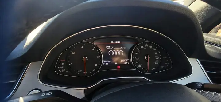 Audi Q7 2017 photo 2