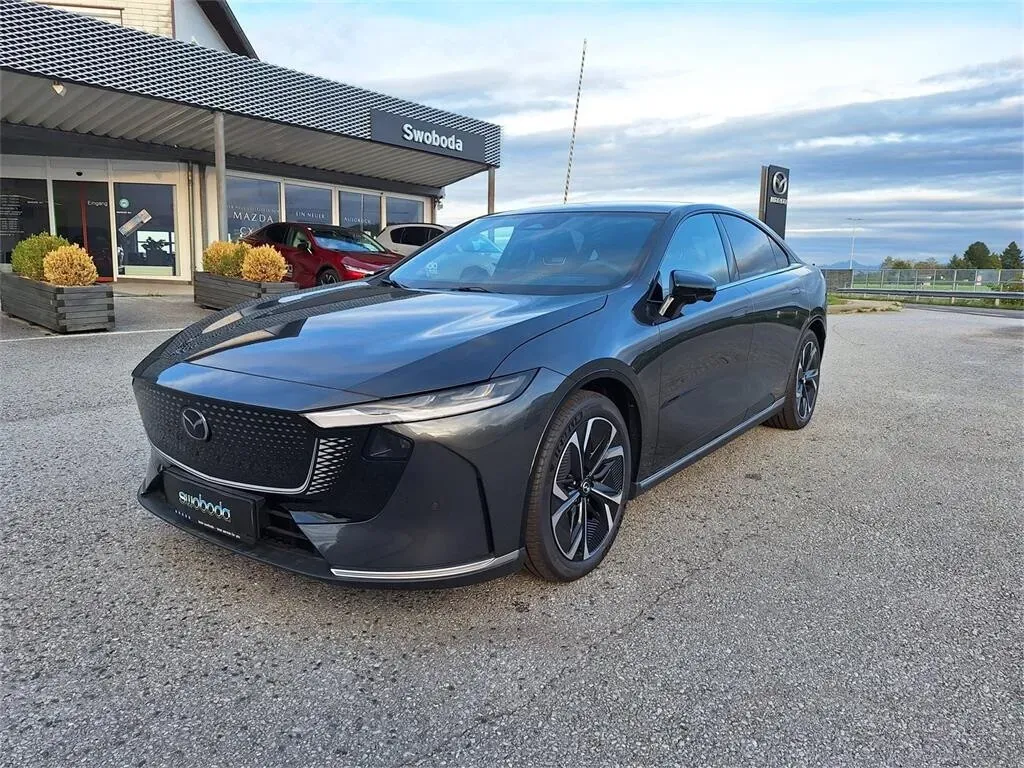 Mazda Mazda6E photo 2