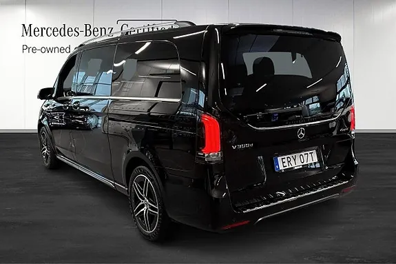 Mercedes-Benz V300 2026 photo 4