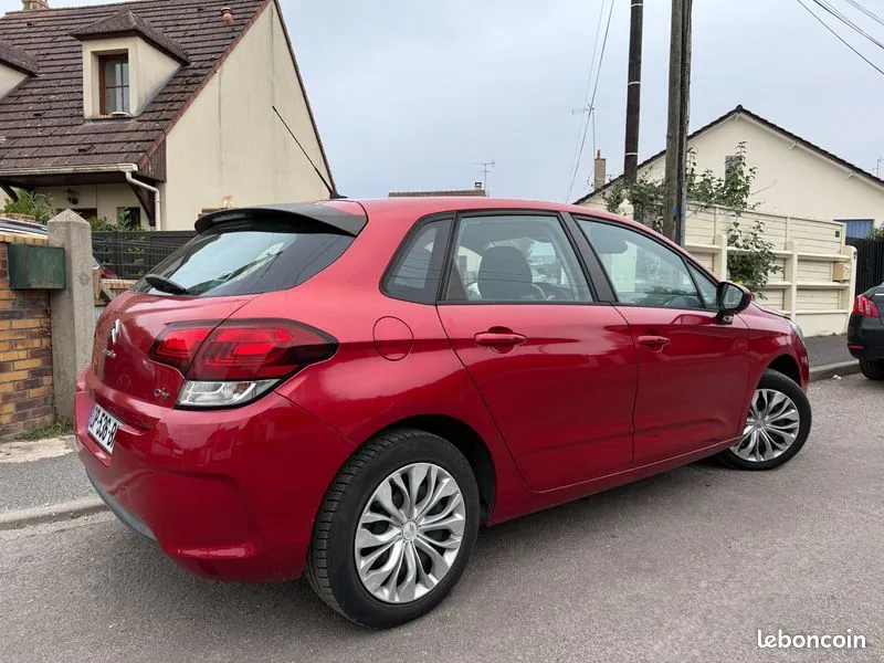 Citroen C4 2015 photo 2