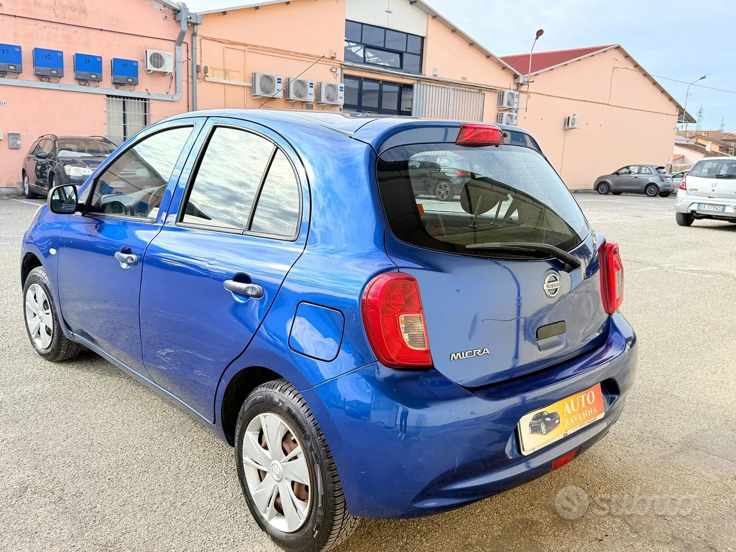 Nissan Micra 2015 photo 4