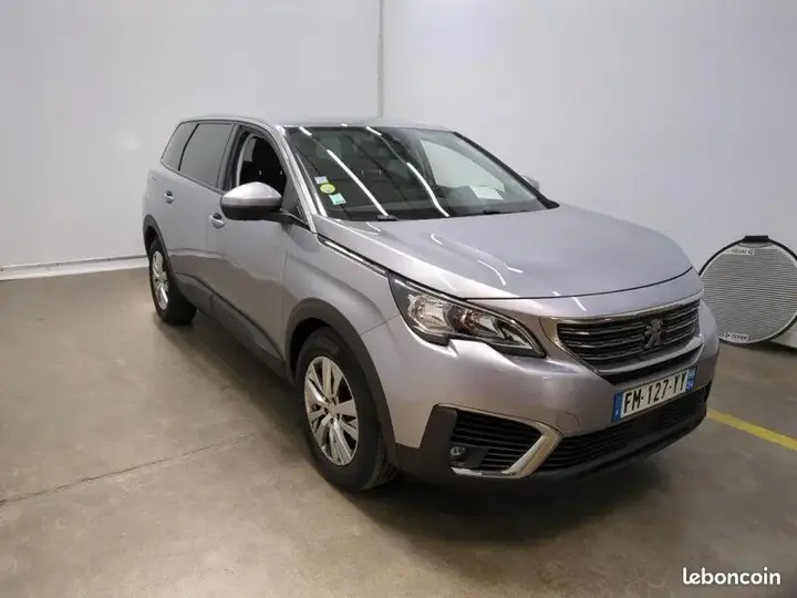 Peugeot 5008 2020 photo 2