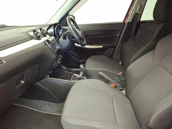 Suzuki Swift 2020 photo 5