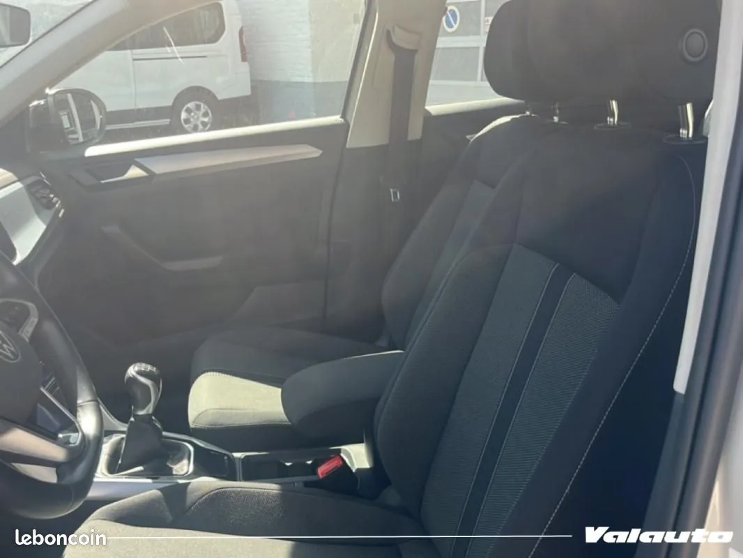 Volkswagen T-Roc 2023 photo 5