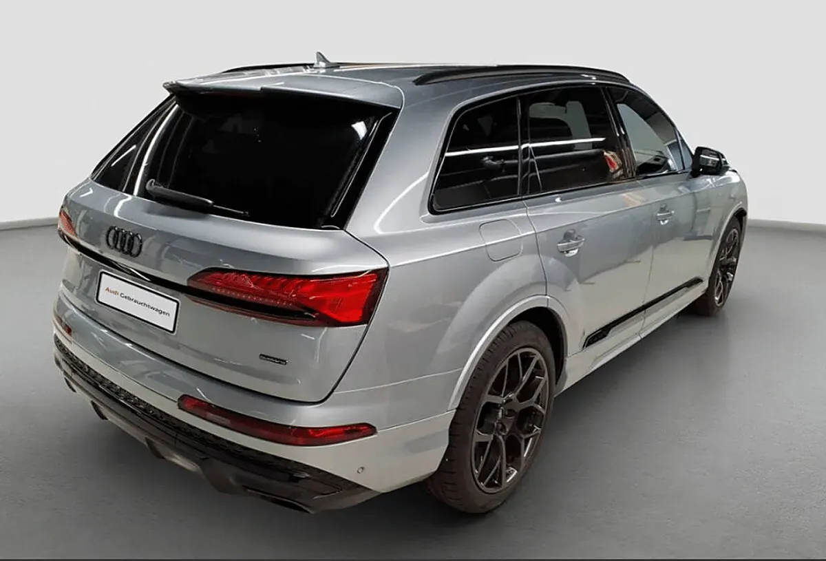 Audi Q7 2025 photo 2