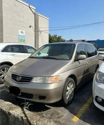 Honda Odyssey 2004 photo 5