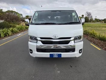 Toyota Hiace 2026 photo 3