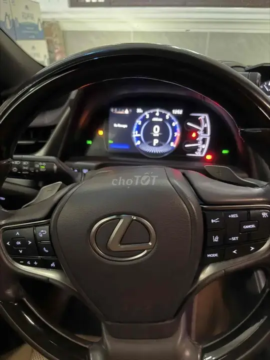 Lexus Es 2019 photo 2