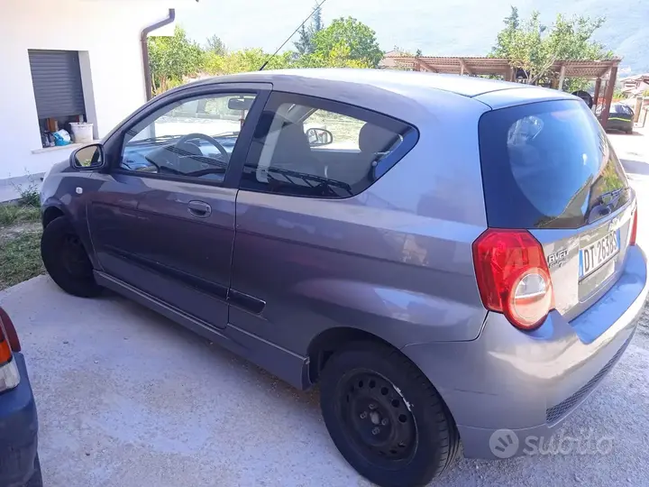 Chevrolet Aveo 2009 photo 4