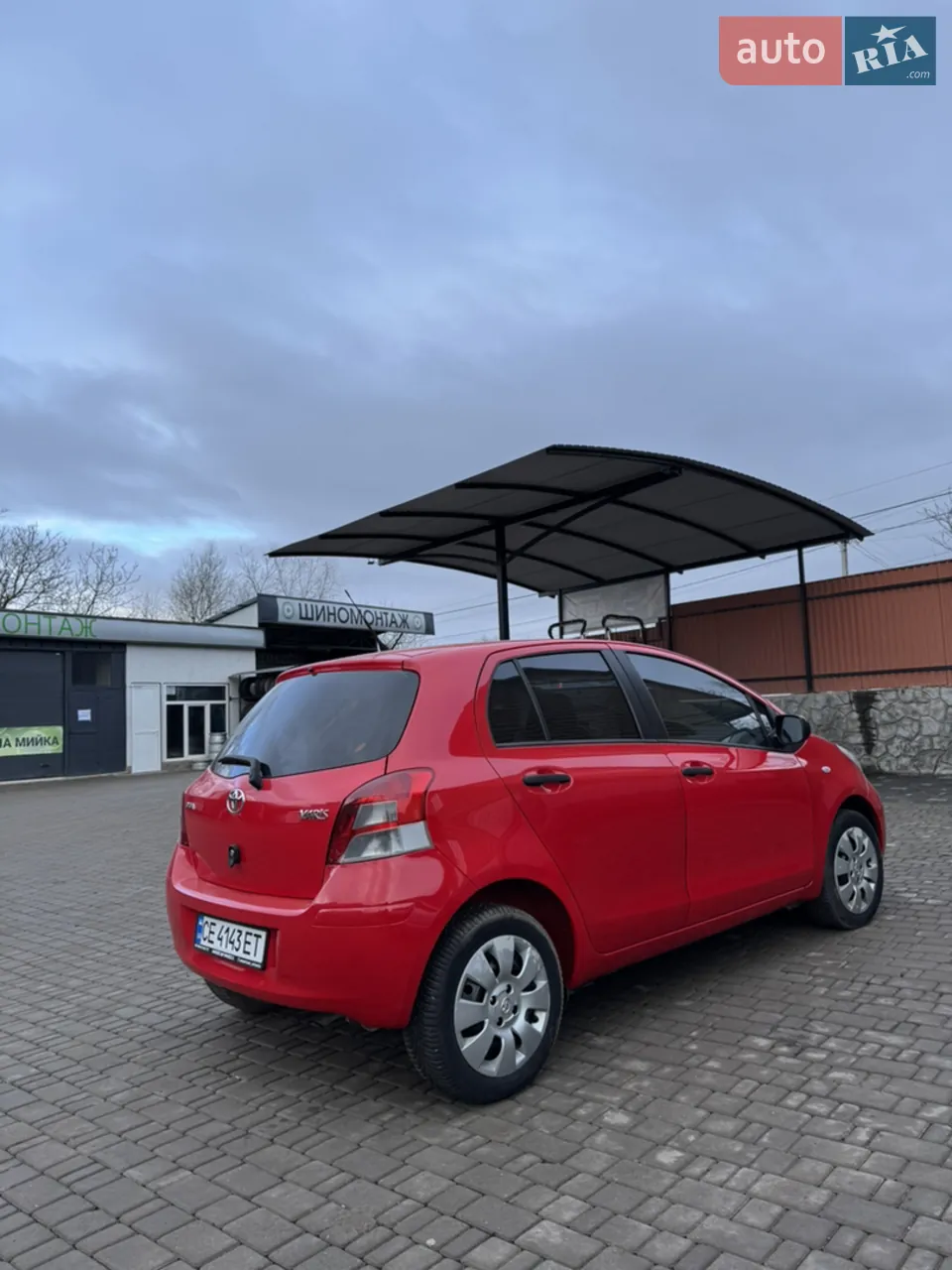 Toyota Yaris 2011 photo 4