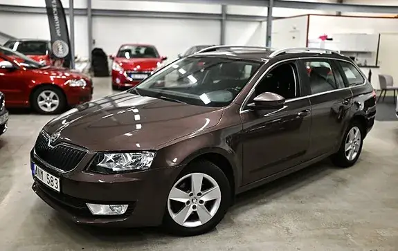Skoda Octavia 2014 photo 2