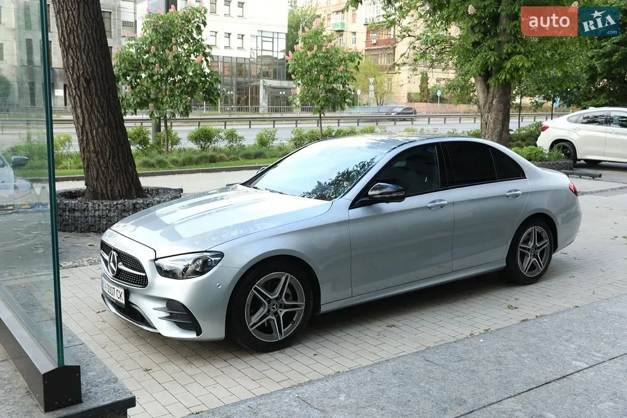 Mercedes-Benz E-Class 2021 photo 2